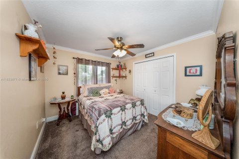 Villa ou maison à vendre à Miami, Floride: 4 chambres № 1818026 - photo 25