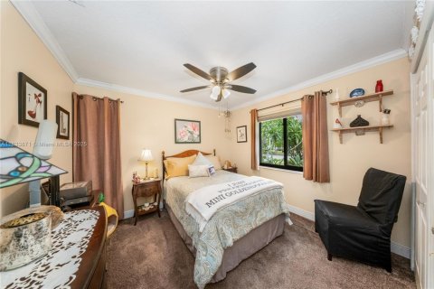 Villa ou maison à vendre à Miami, Floride: 4 chambres № 1818026 - photo 23