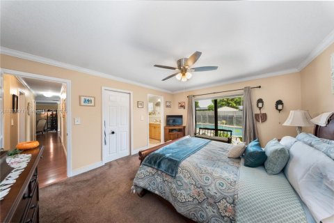 Villa ou maison à vendre à Miami, Floride: 4 chambres № 1818026 - photo 21