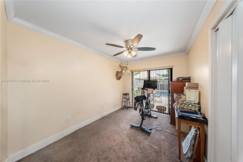 Villa ou maison à vendre à Miami, Floride: 4 chambres № 1818026 - photo 27