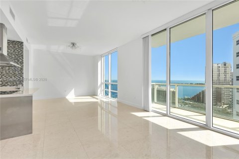 Condominio en alquiler en Miami, Florida, 3 dormitorios, 157.93 m2 № 2186963 - foto 25