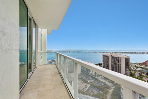 Condominio en alquiler en Miami, Florida, 3 dormitorios, 157.93 m2 № 2186963 - foto 6