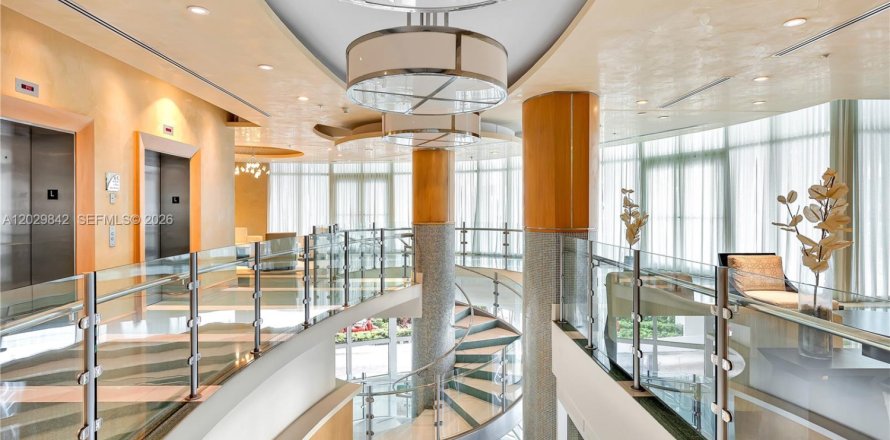 Condominio en Miami, Florida, 3 dormitorios  № 2186963