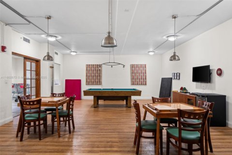 Condominio en venta en Miami Beach, Florida, 1 dormitorio, 110.55 m2 № 1959361 - foto 27