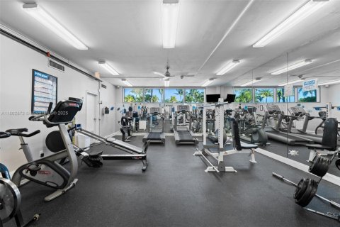 Condominio en venta en Miami Beach, Florida, 1 dormitorio, 110.55 m2 № 1959361 - foto 30