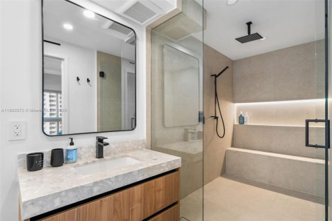 Condominio en venta en Miami Beach, Florida, 1 dormitorio, 110.55 m2 № 1959361 - foto 22