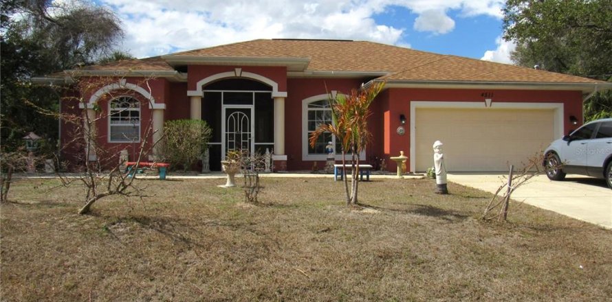 Casa en North Port, Florida 3 dormitorios, 169.18 m2 № 2142447