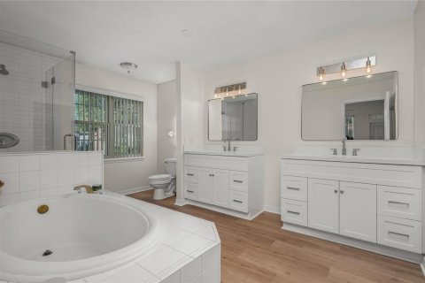 Casa en venta en Sanford, Florida, 5 dormitorios, 309.09 m2 № 2167222 - foto 14