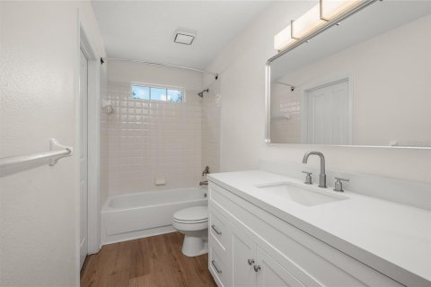 Casa en venta en Sanford, Florida, 5 dormitorios, 309.09 m2 № 2167222 - foto 20