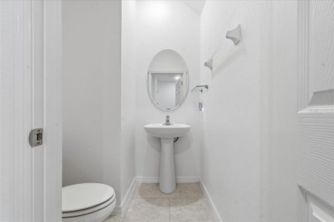 Touwnhouse à vendre à Wesley Chapel, Floride: 3 chambres, 153.29 m2 № 2110345 - photo 17