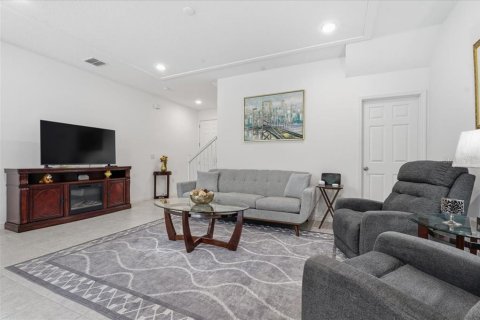 Touwnhouse à vendre à Wesley Chapel, Floride: 3 chambres, 153.29 m2 № 2110345 - photo 9