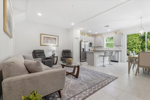 Touwnhouse à vendre à Wesley Chapel, Floride: 3 chambres, 153.29 m2 № 2110345 - photo 6