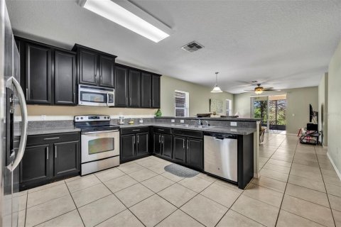 Купить виллу или дом в Лисбург, Флорида 8 комнат, 183.57м2, № 1580225 - фото 9