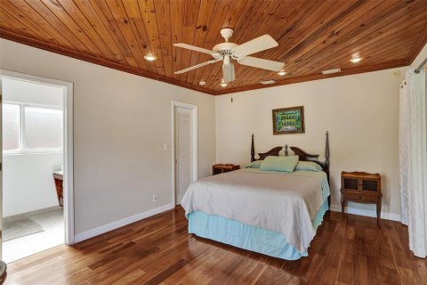 House in Hollywood, Florida 3 bedrooms, 211.82 sq.m. № 2086668 - photo 15