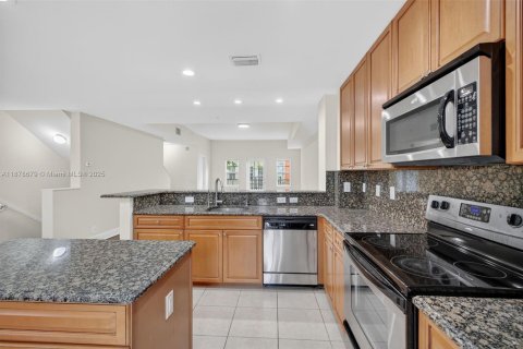 Adosado en venta en Pompano Beach, Florida, 3 dormitorios, 184.69 m2 № 1921691 - foto 20