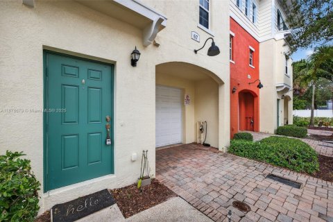 Adosado en venta en Pompano Beach, Florida, 3 dormitorios, 184.69 m2 № 1921691 - foto 15