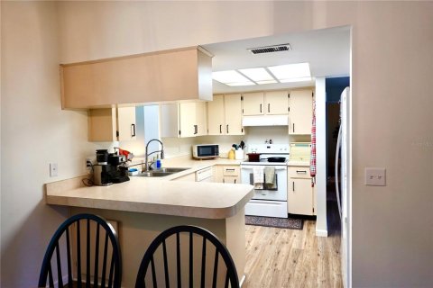 Villa ou maison à louer à Lecanto, Floride: 3 chambres, 124.67 m2 № 2394363 - photo 5