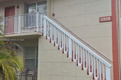 Condominio en venta en Miami, Florida, 3 dormitorios, 88.44 m2 № 2077428 - foto 2