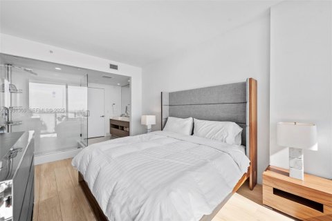 Снять в аренду кондоминиум в Майами, Флорида 2 спальни, 102.84м2, № 2034574 - фото 27