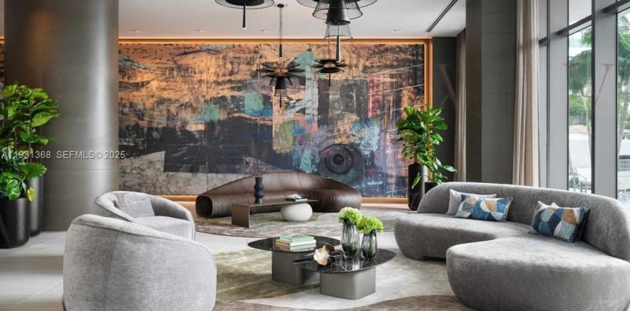 Кондоминиум с 2 спальнями в Майами, Флорида № 2034574