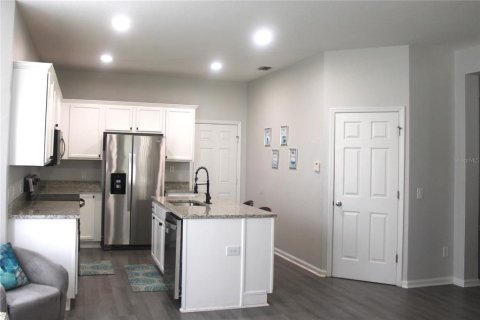 Casa en venta en Ocala, Florida, 4 dormitorios, 233.18 m2 № 1810218 - foto 3