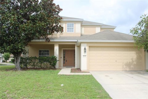 Casa en venta en Ocala, Florida, 4 dormitorios, 233.18 m2 № 1810218 - foto 1