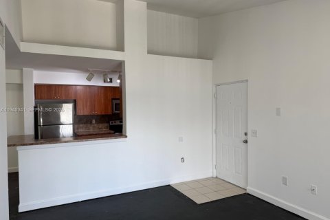 Снять в аренду квартиру в Хомстед, Флорида 3 спальни, 104.61м2, № 2152696 - фото 4