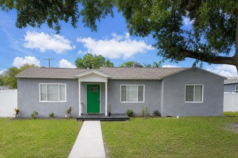 Villa ou maison à Tampa, Floride 3 chambres, 120.77 m2 № 2091926