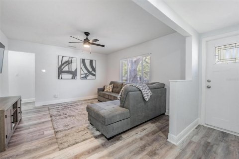 Villa ou maison à vendre à Tampa, Floride: 3 chambres, 120.77 m2 № 2091926 - photo 6