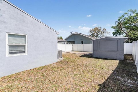 Villa ou maison à vendre à Tampa, Floride: 3 chambres, 120.77 m2 № 2091926 - photo 28