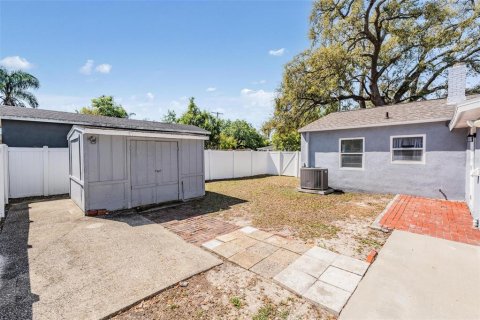 Villa ou maison à vendre à Tampa, Floride: 3 chambres, 120.77 m2 № 2091926 - photo 27