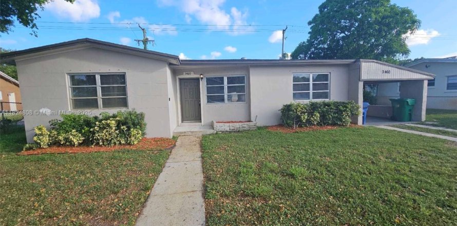 House in Lauderhill, Florida 3 bedrooms, 129.88 sq.m. № 1790712