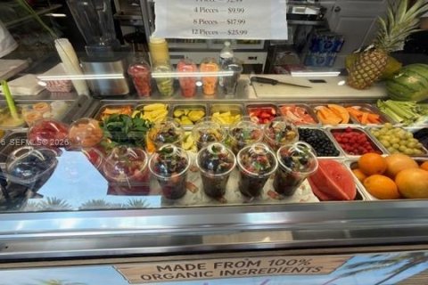 Propiedad comercial en venta en Fort Lauderdale, Florida № 2044153 - foto 3