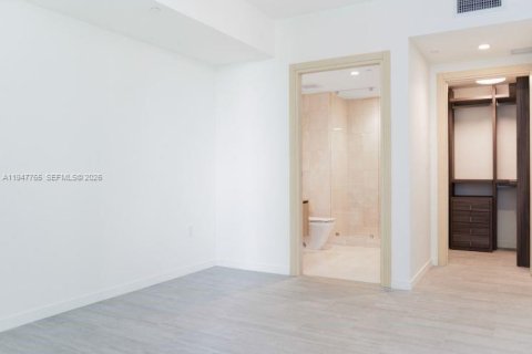 Снять в аренду кондоминиум в Майами, Флорида 2 спальни, 114.83м2, № 2005221 - фото 24