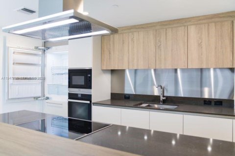 Снять в аренду кондоминиум в Майами, Флорида 2 спальни, 114.83м2, № 2005221 - фото 10