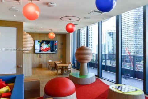 Снять в аренду кондоминиум в Майами, Флорида 2 спальни, 114.83м2, № 2005221 - фото 28