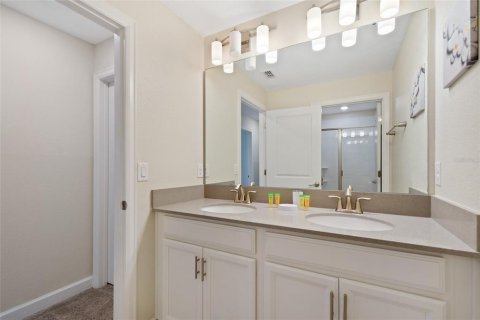 Adosado en venta en Davenport, Florida, 4 dormitorios, 177.81 m2 № 1520708 - foto 27