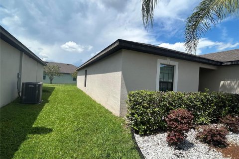 Casa en venta en Groveland, Florida, 3 dormitorios, 142.51 m2 № 1906025 - foto 4