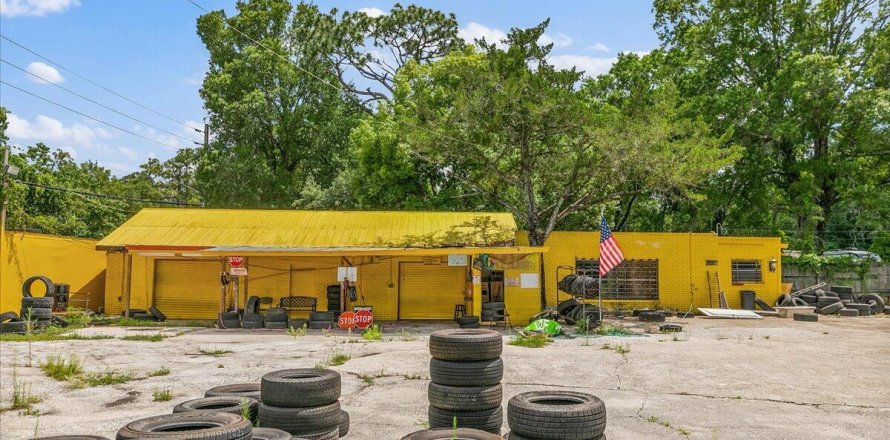 Propiedad comercial en Jacksonville, Florida 185.34 m2 № 765643