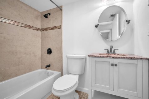 Купить кондоминиум в Плантация, Флорида 3 комнаты, 112.41м2, № 2087198 - фото 28