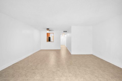 Купить кондоминиум в Плантация, Флорида 3 комнаты, 112.41м2, № 2087198 - фото 13