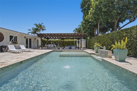 Casa en venta en Palmetto Bay, Florida, 4 dormitorios, 153.85 m2 № 2191921 - foto 27