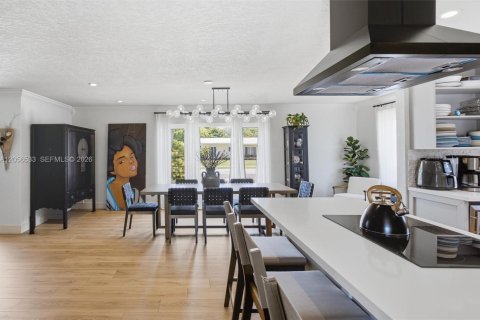 Casa en venta en Palmetto Bay, Florida, 4 dormitorios, 153.85 m2 № 2191921 - foto 12