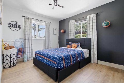 Casa en venta en Palmetto Bay, Florida, 4 dormitorios, 153.85 m2 № 2191921 - foto 23