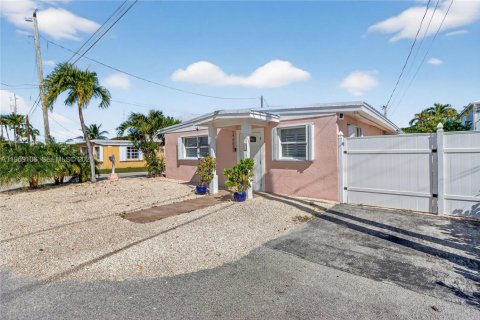 Casa en venta en Marathon, Florida, 2 dormitorios, 114.46 m2 № 2174489 - foto 28