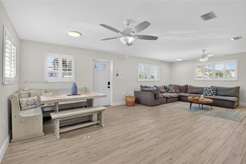 Casa en venta en Marathon, Florida, 2 dormitorios, 114.46 m2 № 2174489 - foto 8