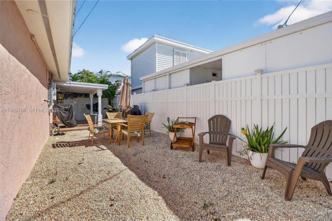 Casa en venta en Marathon, Florida, 2 dormitorios, 114.46 m2 № 2174489 - foto 22