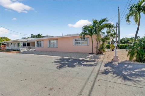 Casa en venta en Marathon, Florida, 2 dormitorios, 114.46 m2 № 2174489 - foto 29