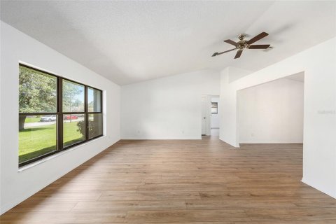 House in Belleview, Florida 3 bedrooms, 145.67 sq.m. № 1918384 - photo 8