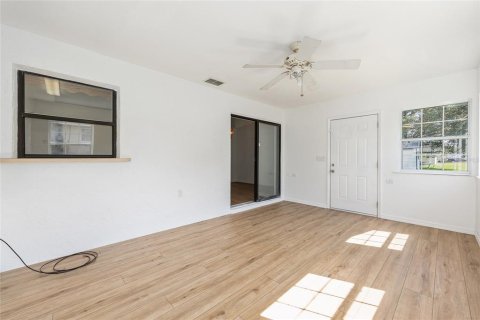 House in Belleview, Florida 3 bedrooms, 145.67 sq.m. № 1918384 - photo 24